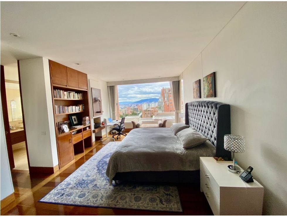Foto 4 de 16: Apartamento en Los Rosales, Bogotá D.C.