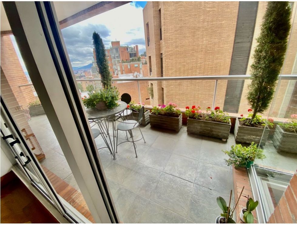 Foto 10 de 16: Apartamento en Los Rosales, Bogotá D.C.
