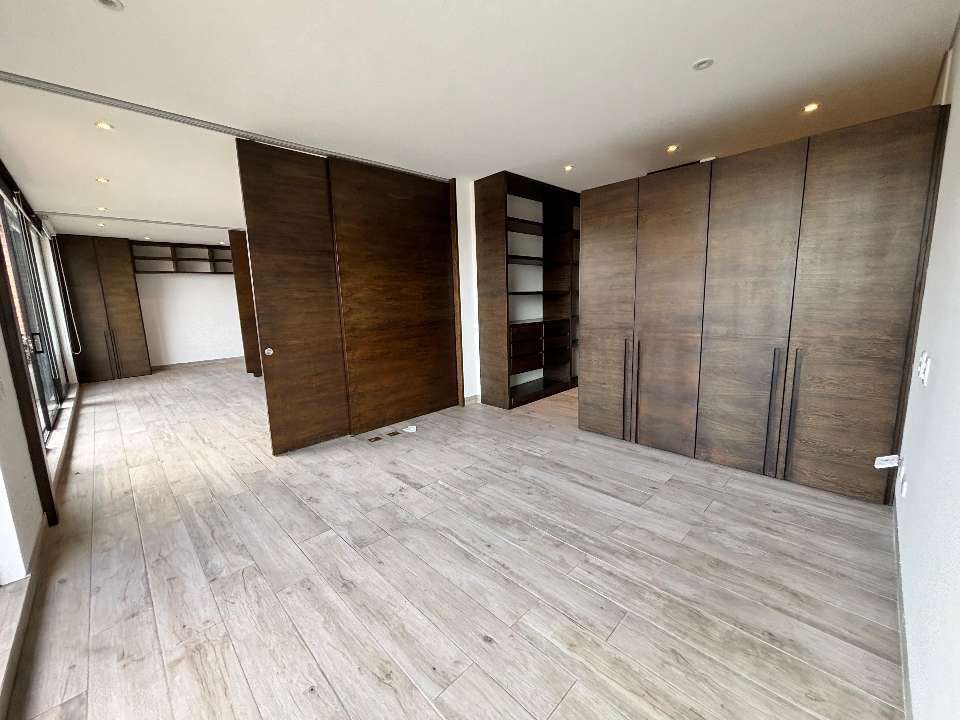 Foto 7 de 14: Apartamento en Los Rosales, Bogotá D.C.