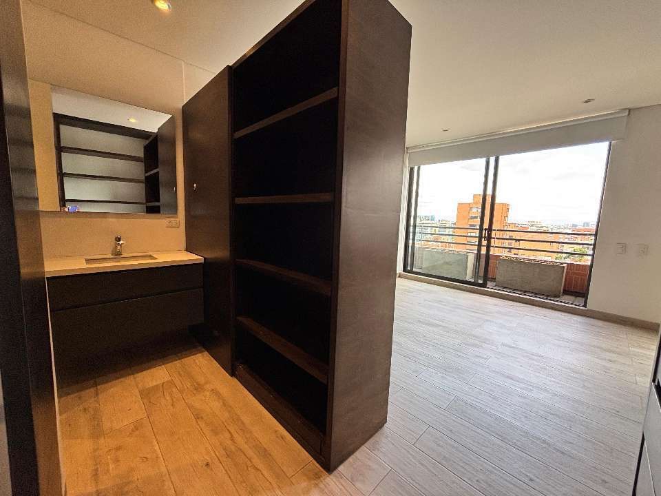 Foto 9 de 14: Apartamento en Los Rosales, Bogotá D.C.