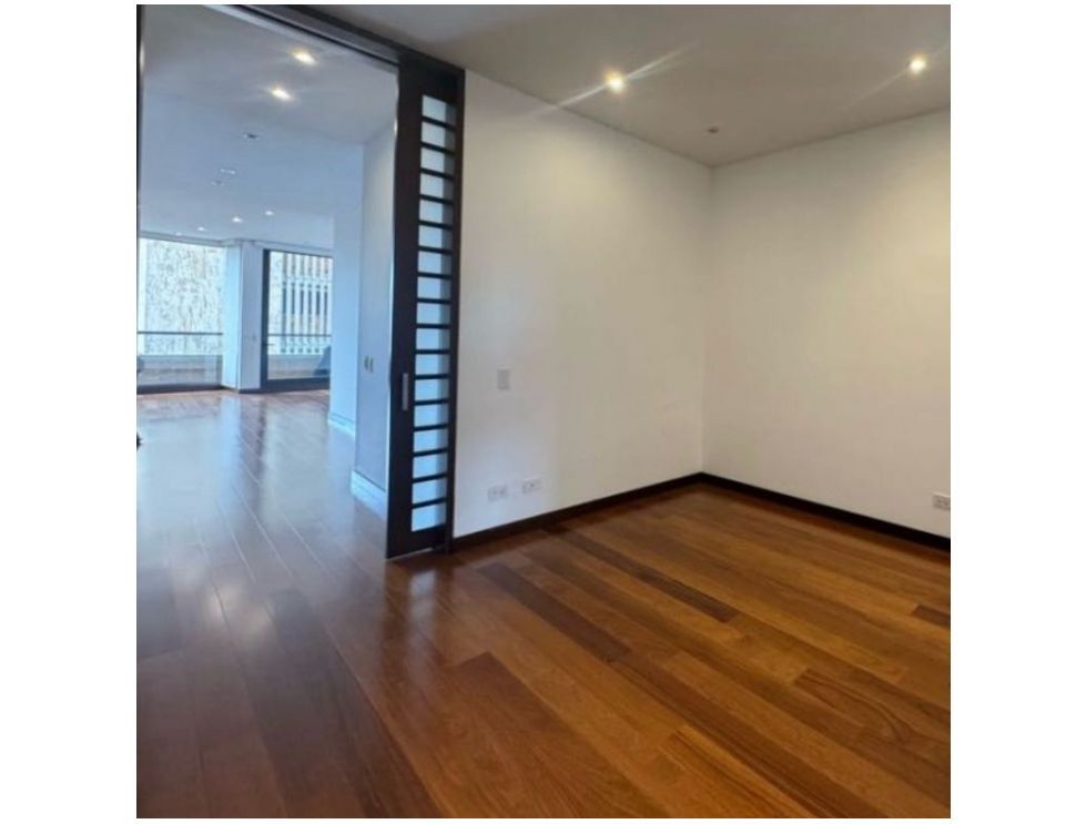 Foto 3 de 14: Apartamento en La Cabrera, Bogotá D.C.