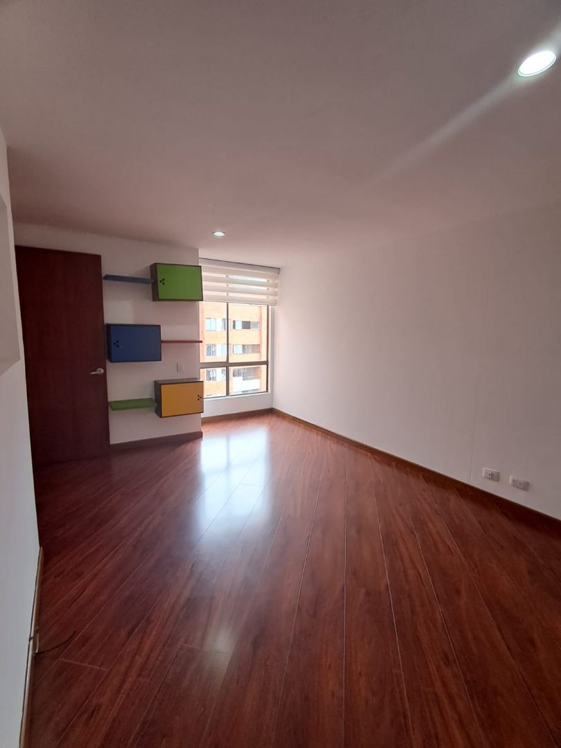 Foto 6 de 17: Apartamento en Cerros De Los Alpes, Bogotá D.C.
