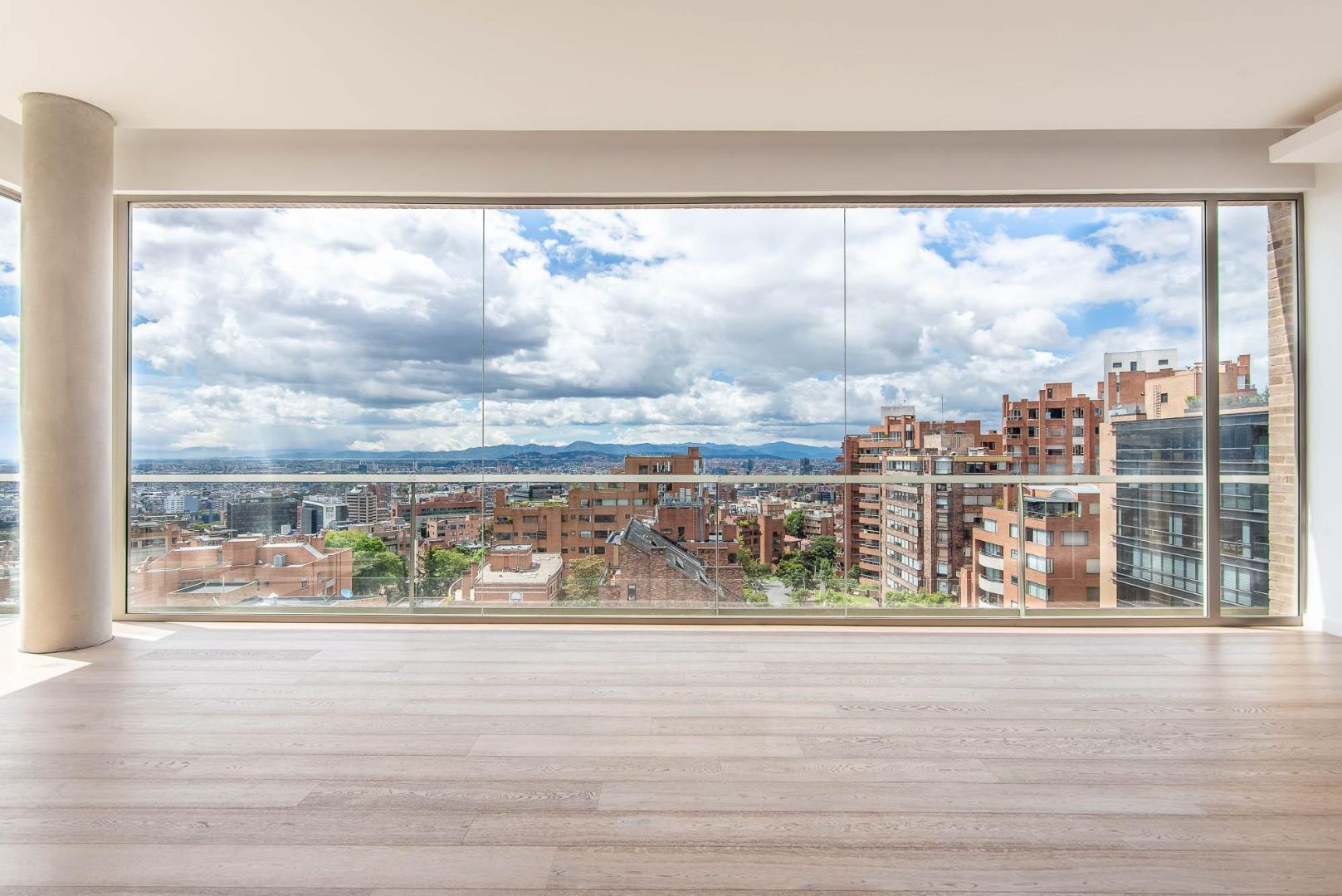 Foto 4 de 6: Apartamento en Los Rosales, Bogotá D.C.