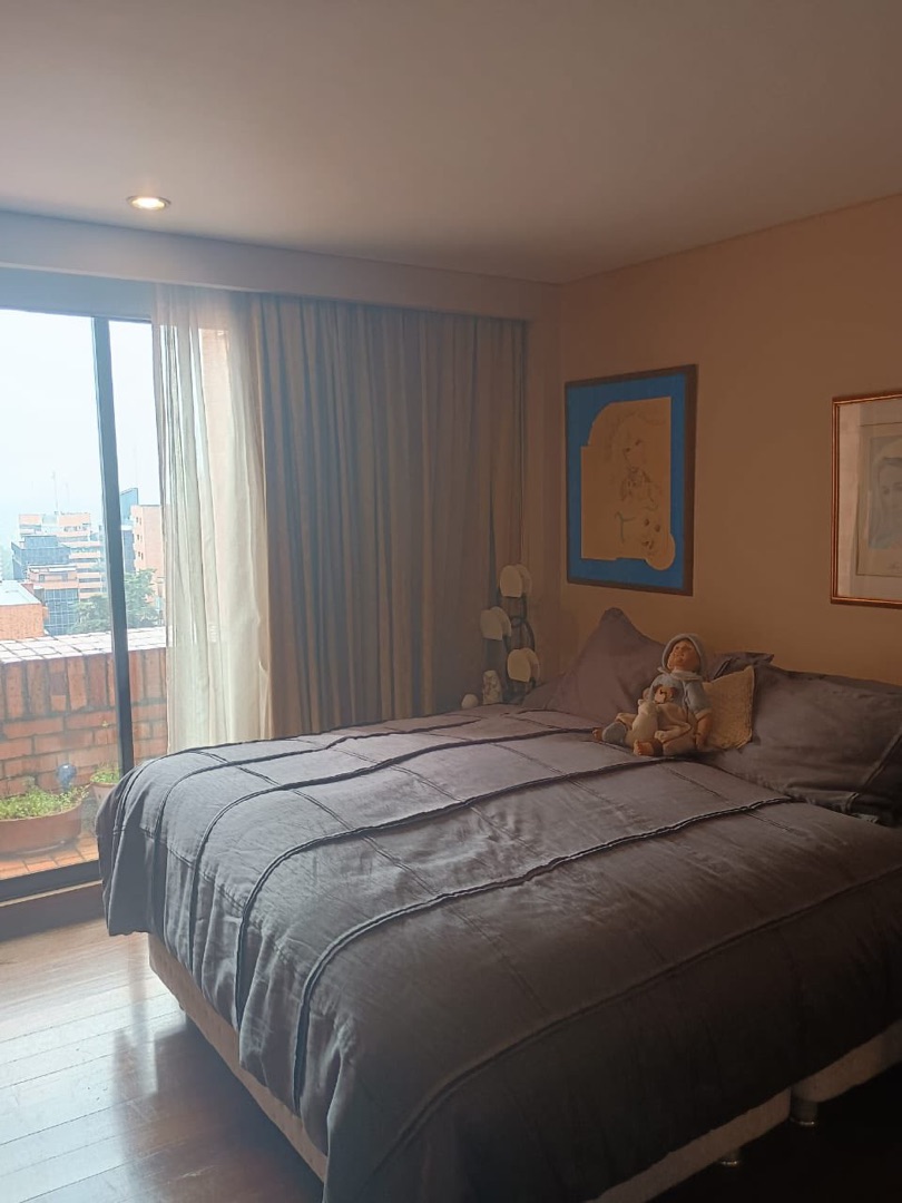 Foto 8 de 13: Apartamento en Los Rosales, Bogotá D.C.
