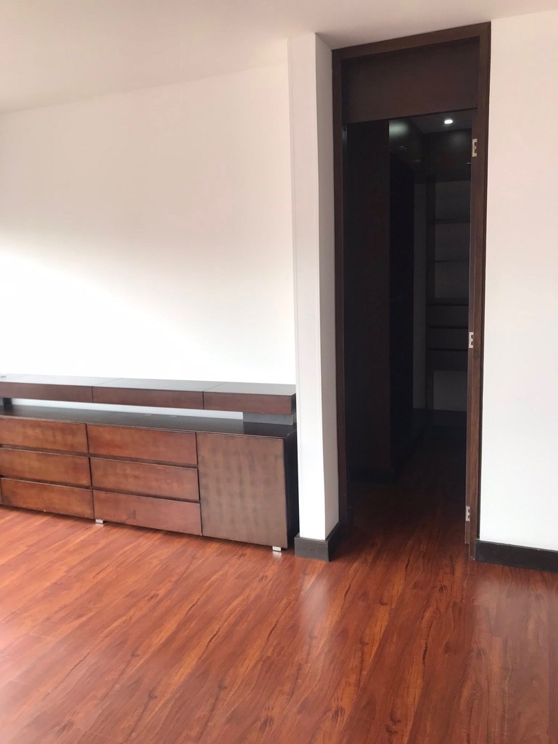Foto 13 de 18: Apartamento en Prados De La Calleja, Bogotá D.C.