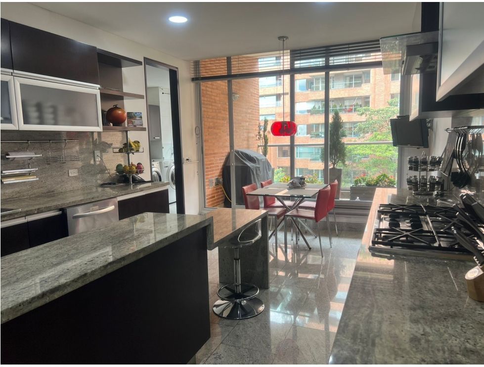Foto 3 de 7: Apartamento en Los Rosales, Bogotá D.C.