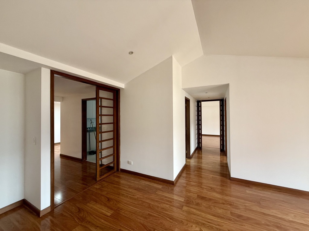 Foto 5 de 16: Apartamento en Chicó, Bogotá D.C.