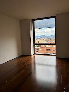 Foto 11 de 13: Apartamento en Los Rosales, Bogotá D.C.