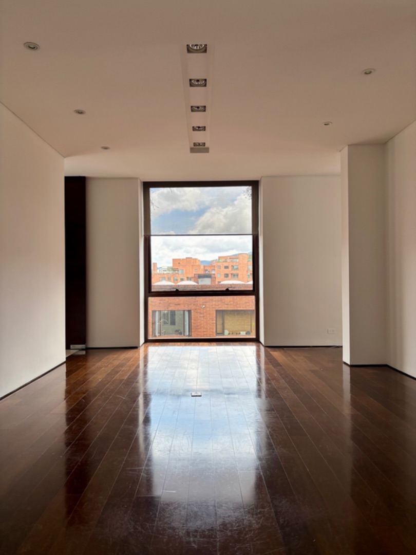 Foto 10 de 14: Apartamento en Los Rosales, Bogotá D.C.