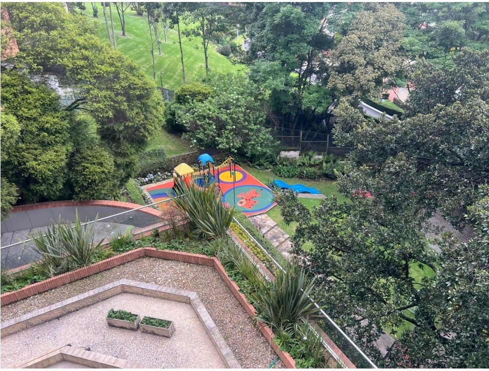 Foto 9 de 17: Apartamento en Los Rosales, Bogotá D.C.