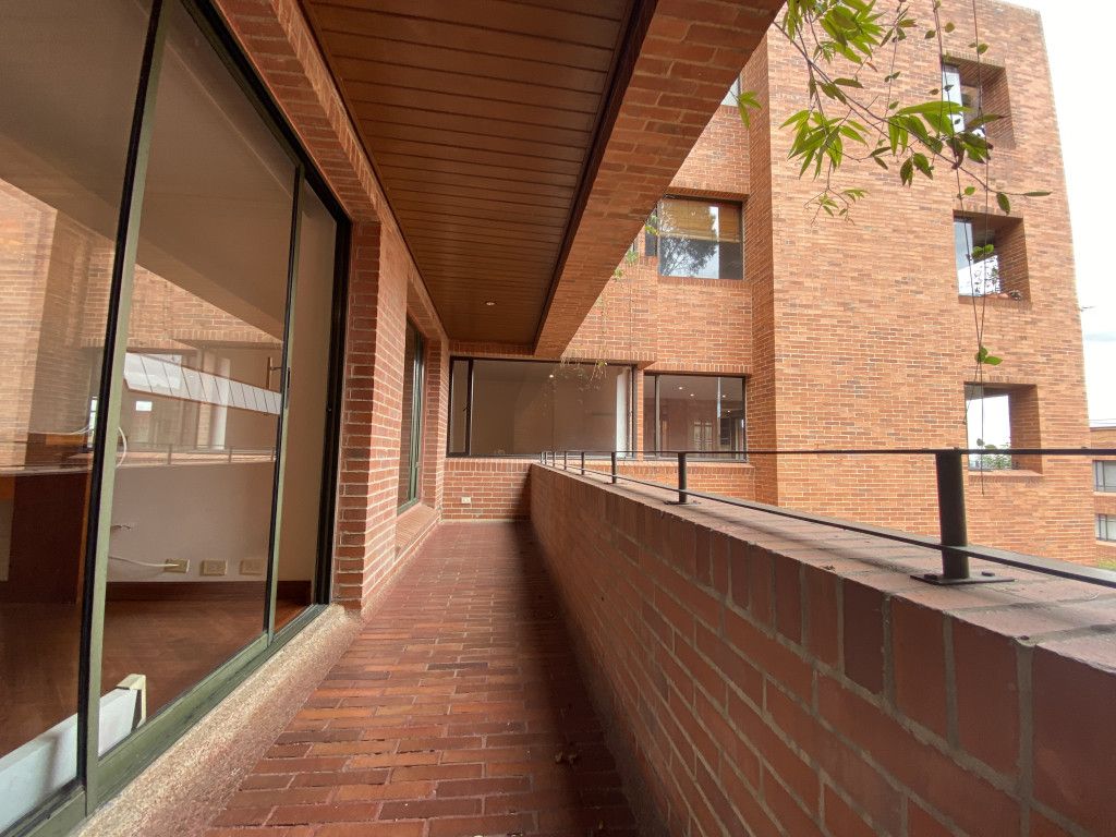 Foto 9 de 11: Apartamento en Los Rosales, Bogotá D.C.