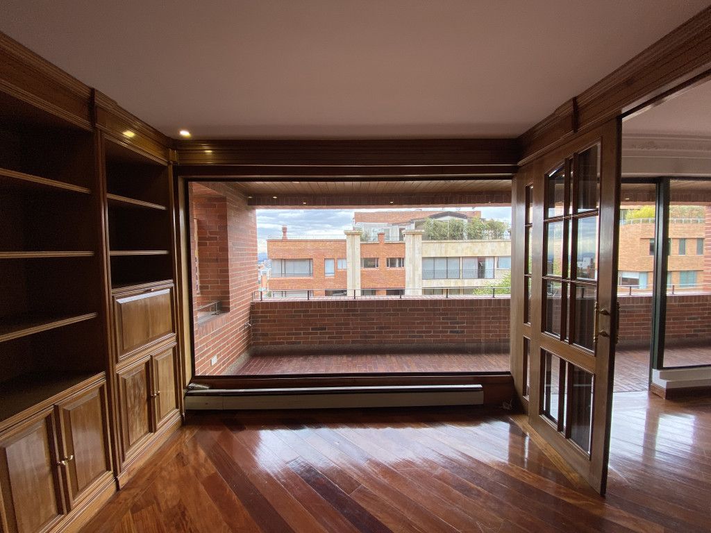 Foto 5 de 11: Apartamento en Los Rosales, Bogotá D.C.