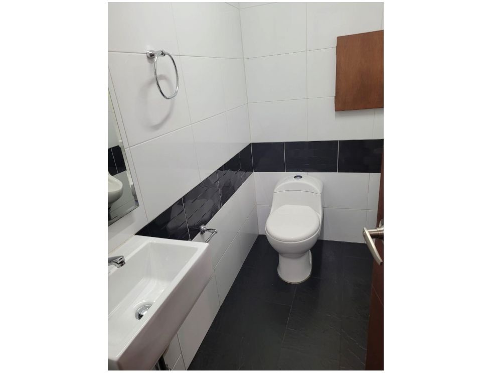 Foto 10 de 18: Apartamento en Los Rosales, Bogotá D.C.