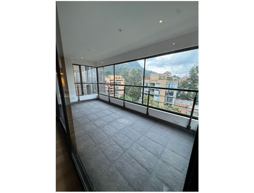 Foto 2 de 18: Apartamento en Los Rosales, Bogotá D.C.