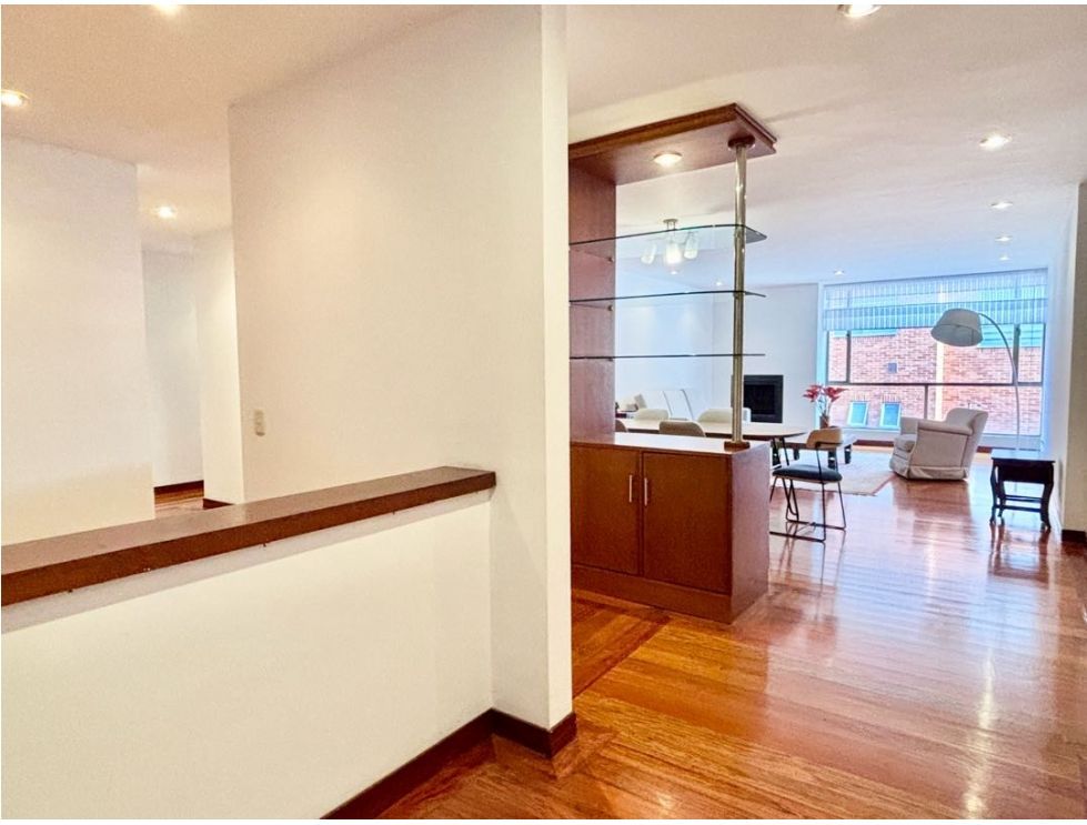 Foto 10 de 12: Apartamento en Santa Bárbara Occidental, Bogotá D.C.