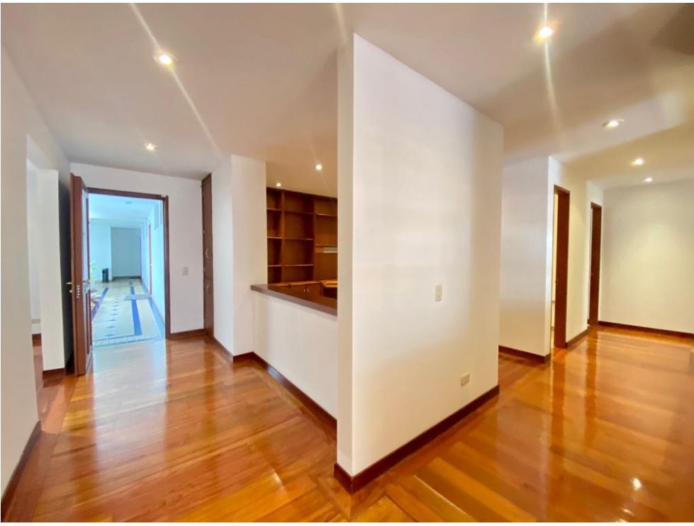Foto 9 de 12: Apartamento en Santa Bárbara Occidental, Bogotá D.C.