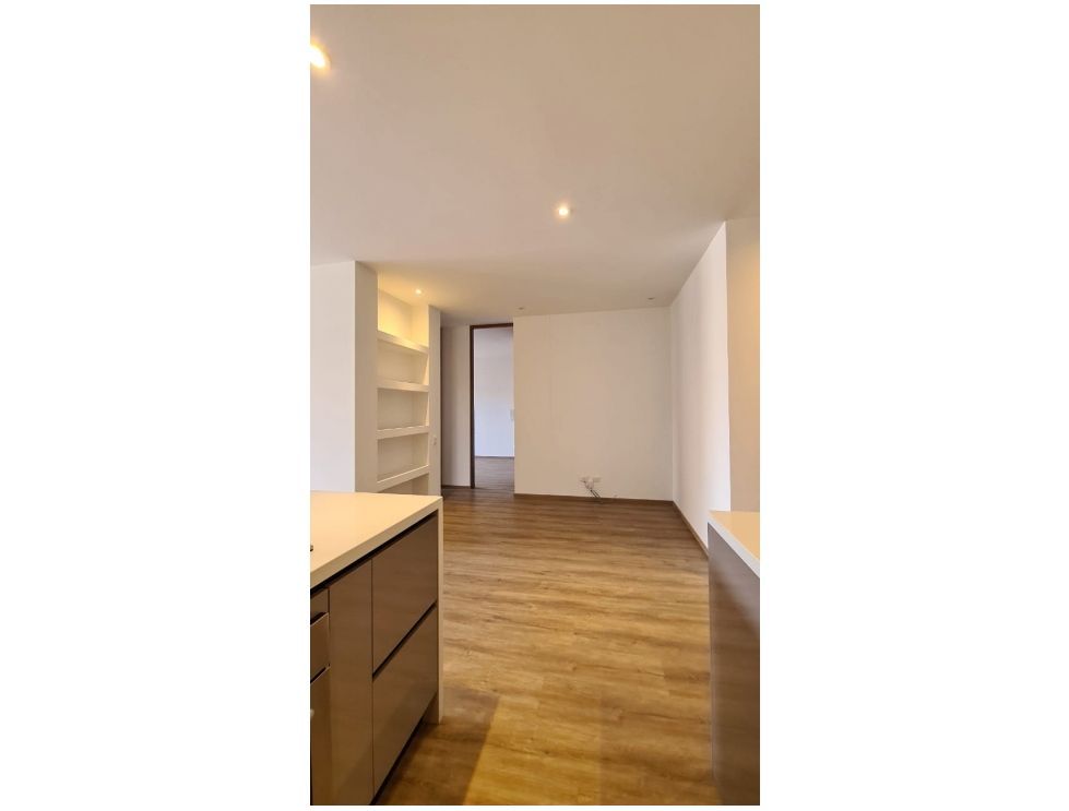 Foto 4 de 10: Apartamento en Molinos Norte, Bogotá D.C.
