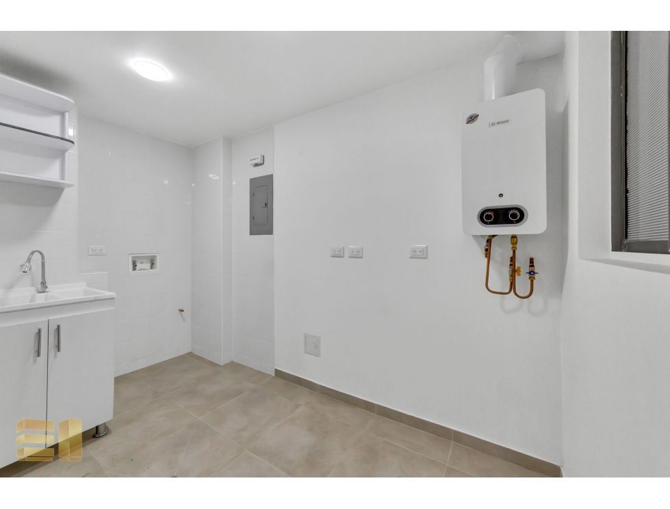Foto 3 de 20: Apartamento en Molinos Norte, Bogotá D.C.