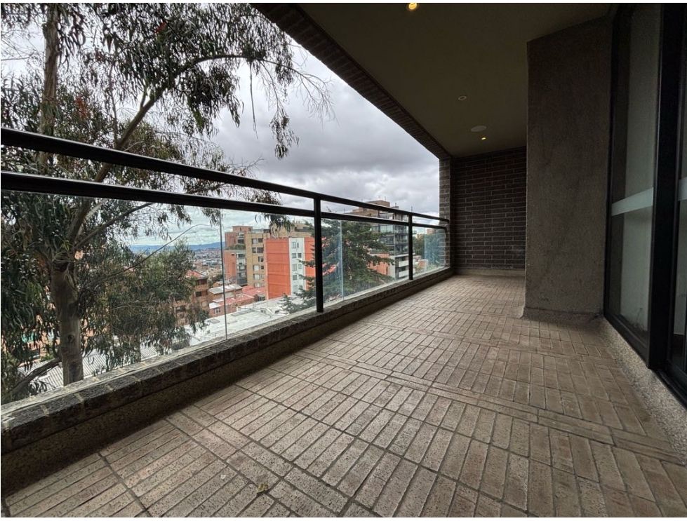 Foto 3 de 17: Apartamento en Los Rosales, Bogotá D.C.