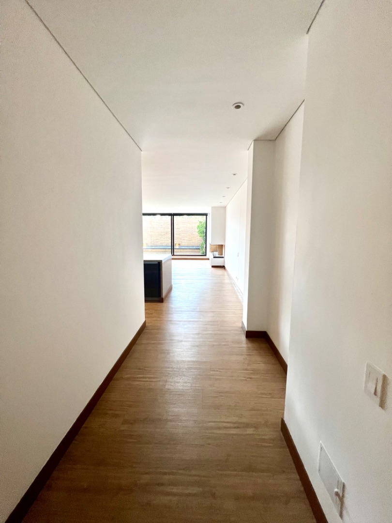 Foto 4 de 20: Apartamento en Cerros De Santa Bárbara, Bogotá D.C.