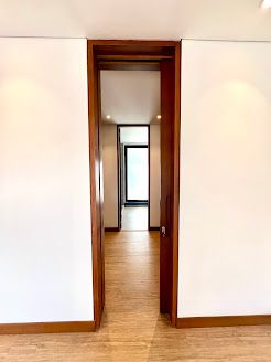 Foto 3 de 15: Apartamento en Santa Bárbara Oriental, Bogotá D.C.