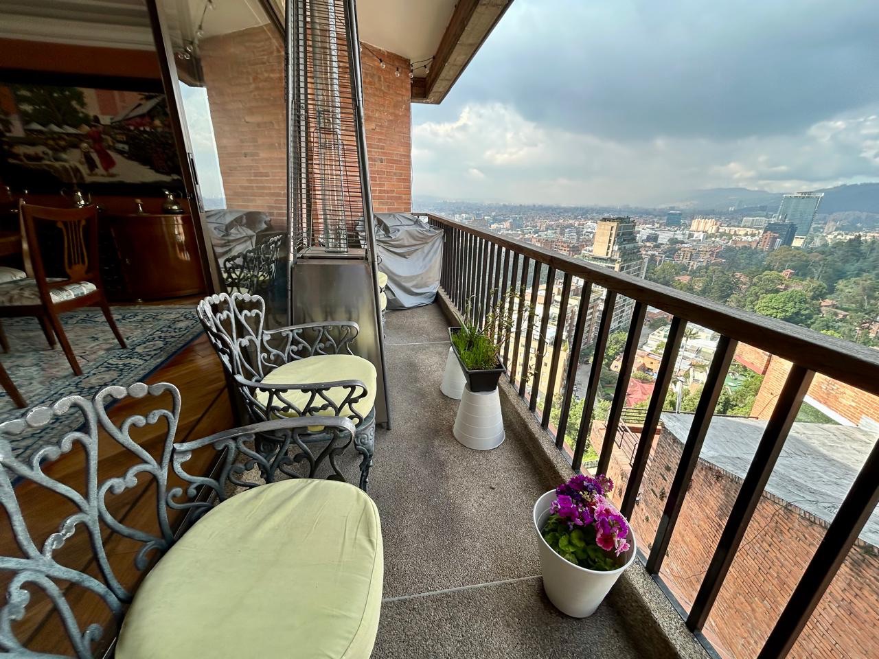 Apartamento venta en El Refugio, Bogotá D.C.