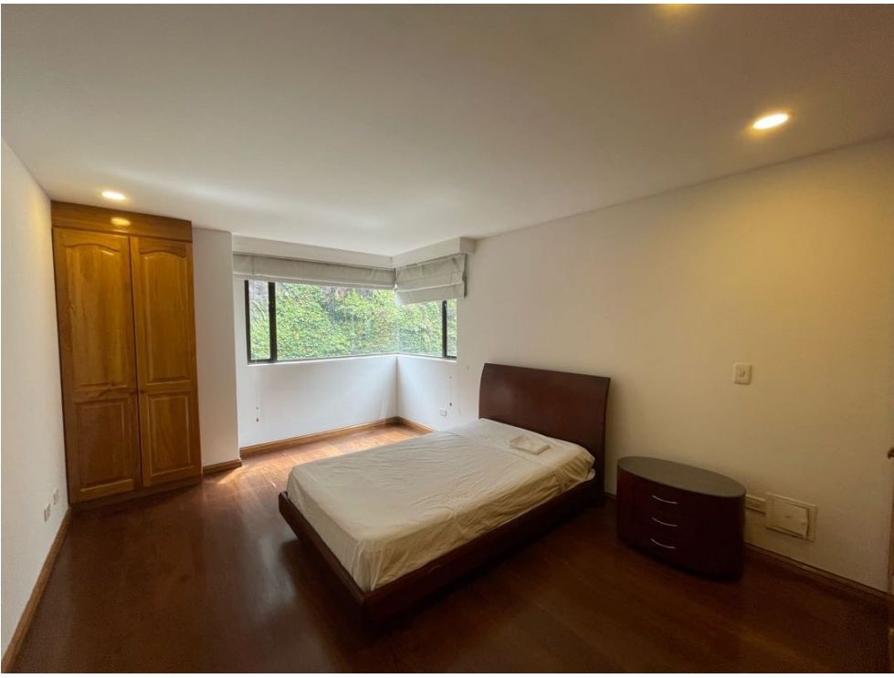 Foto 8 de 18: Apartamento en Los Rosales, Bogotá D.C.