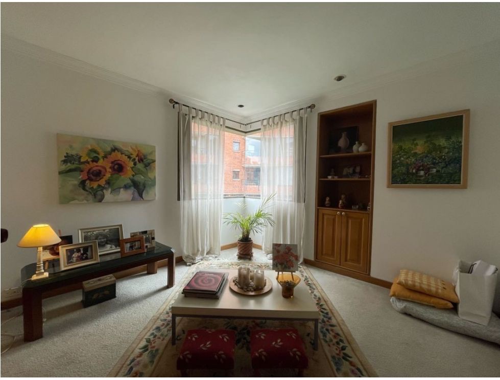 Foto 2 de 14: Apartamento en Los Rosales, Bogotá D.C.