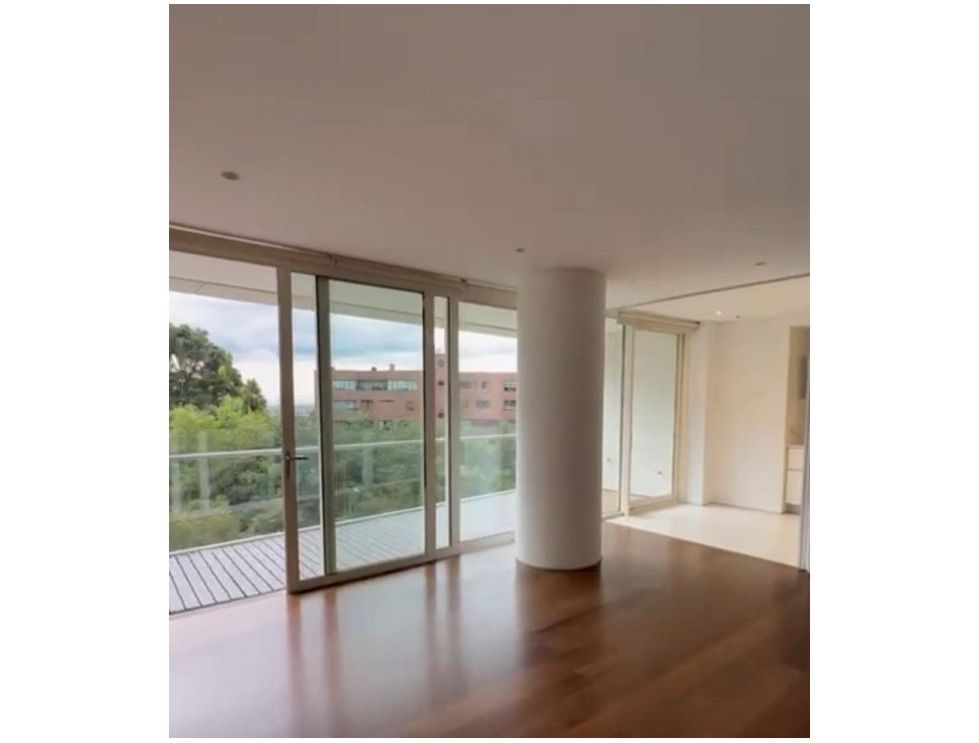 Foto 2 de 17: Apartamento en Los Rosales, Bogotá D.C.