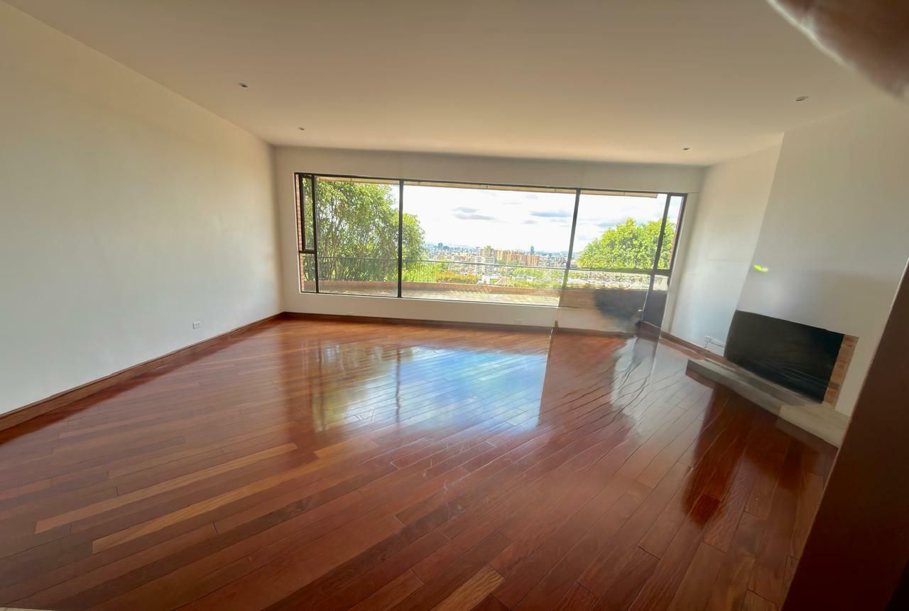 Foto 3 de 14: Apartamento en Santa Bárbara Oriental, Bogotá D.C.