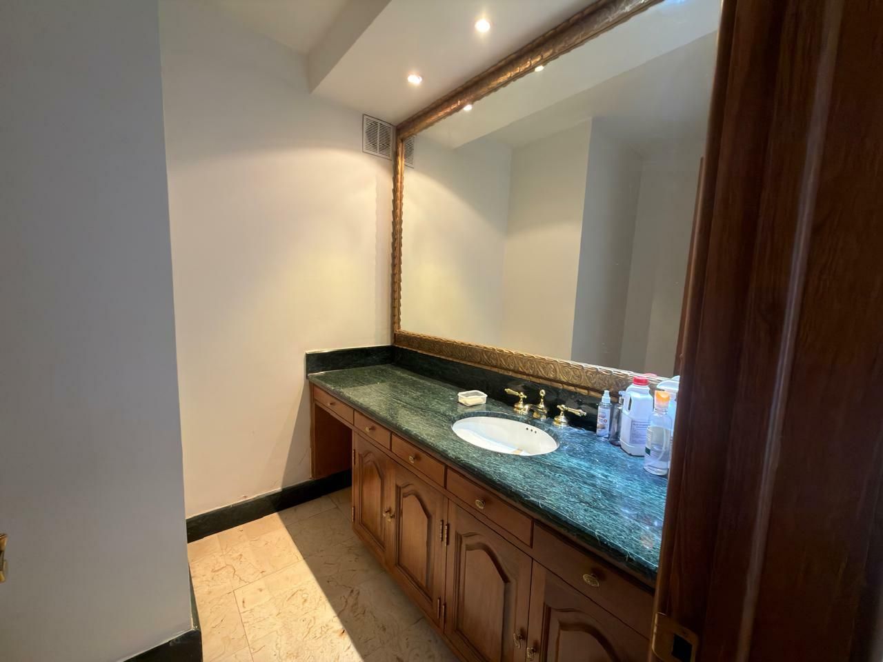 Foto 4 de 14: Apartamento en Santa Bárbara Oriental, Bogotá D.C.