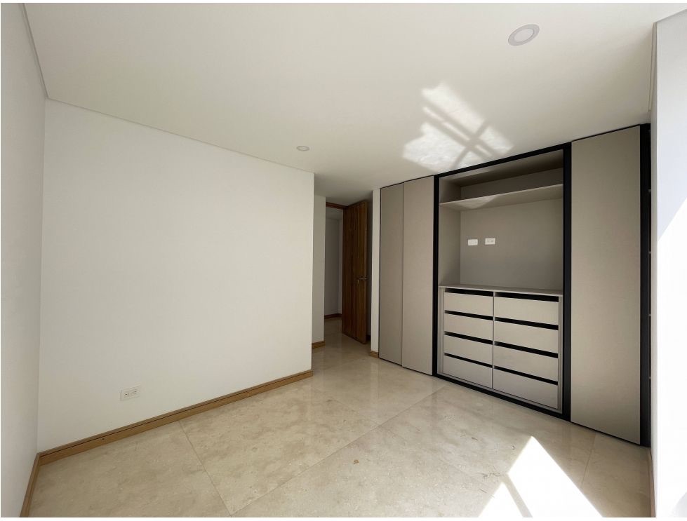Foto 9 de 16: Apartamento en San Patricio, Bogotá D.C.