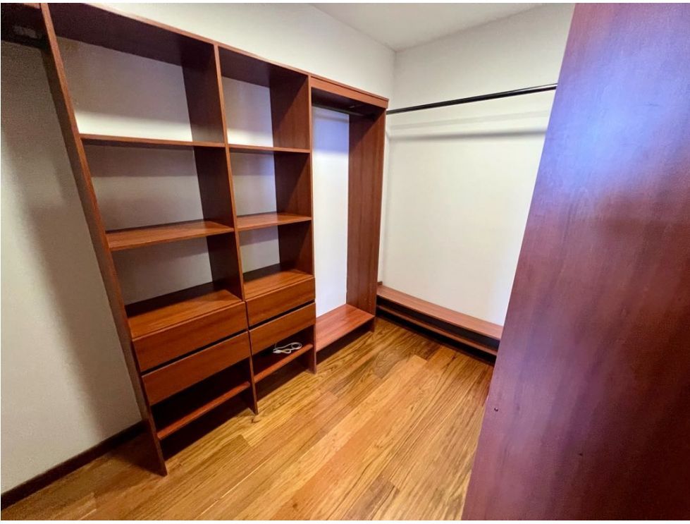 Foto 11 de 20: Apartamento en Ub Delicias Del Carmen, Bogotá D.C.