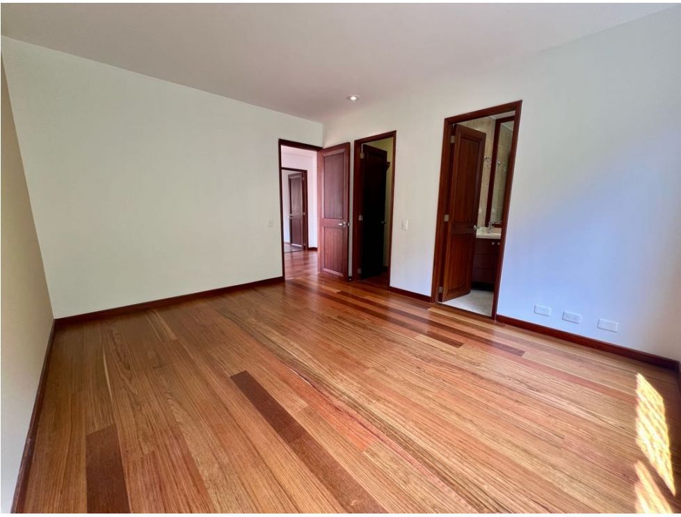 Foto 4 de 20: Apartamento en Ub Delicias Del Carmen, Bogotá D.C.