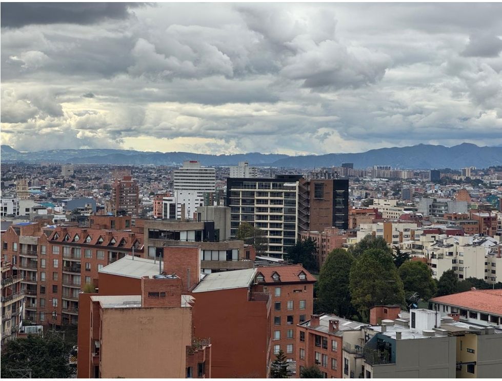 Foto 2 de 18: Apartamento en Ingemar, Bogotá D.C.