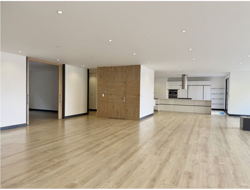 Foto 4 de 20: Apartamento en Cerros De Santa Bárbara, Bogotá D.C.