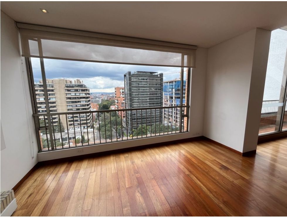 Foto 3 de 6: Apartamento en Los Rosales, Bogotá D.C.