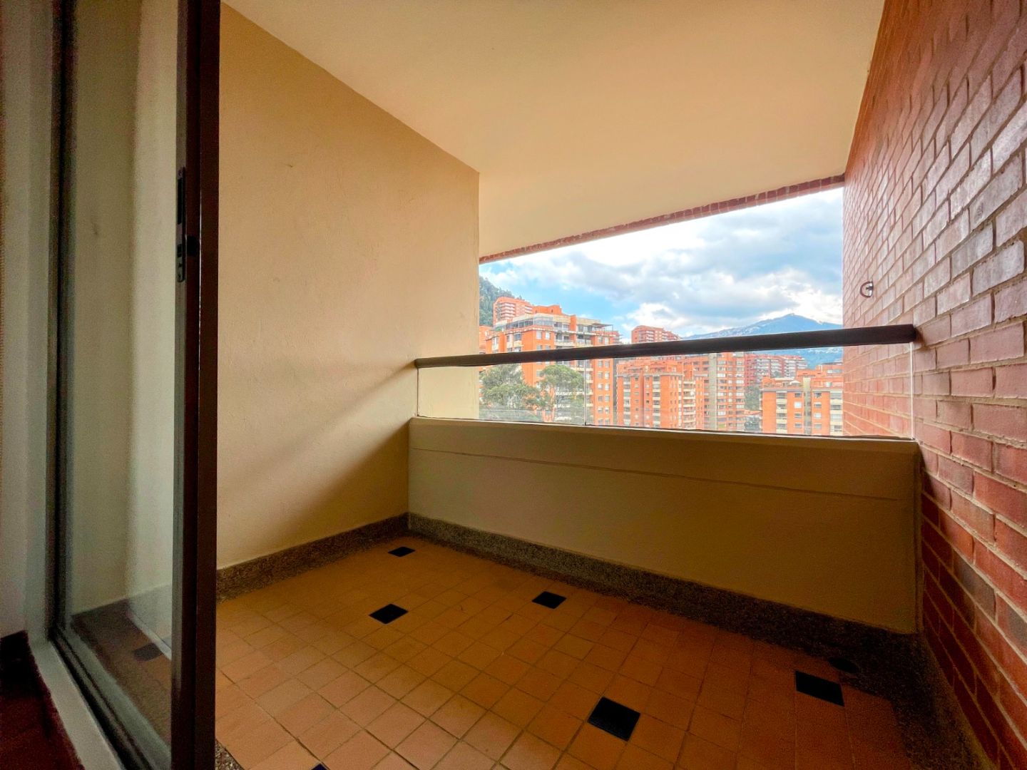 Foto 4 de 8: Apartamento en Ub Delicias Del Carmen, Bogotá D.C.