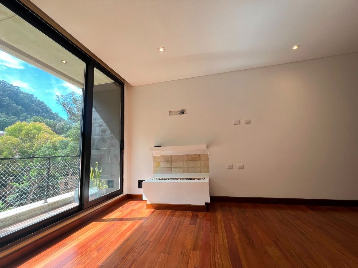 Foto 6 de 10: Apartamento en Los Rosales, Bogotá D.C.