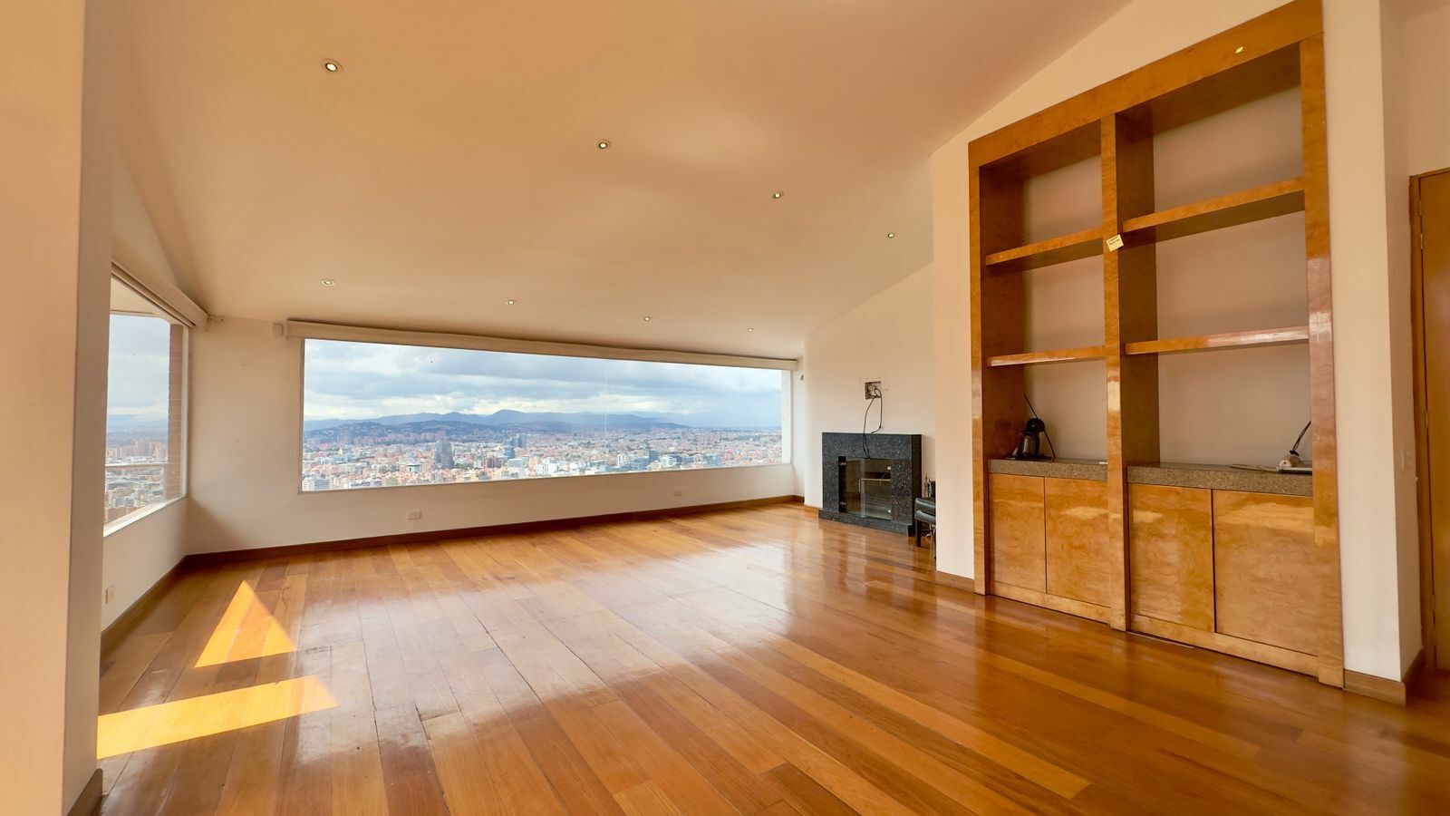 Foto 4 de 17: Apartamento en Los Rosales, Bogotá D.C.