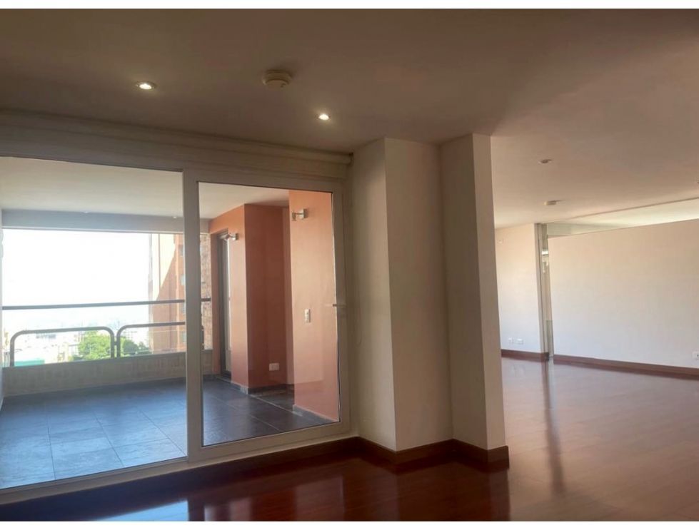 Foto 1 de 6: Apartamento en Los Rosales, Bogotá D.C.