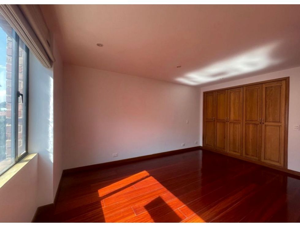 Foto 3 de 14: Apartamento en Los Rosales, Bogotá D.C.