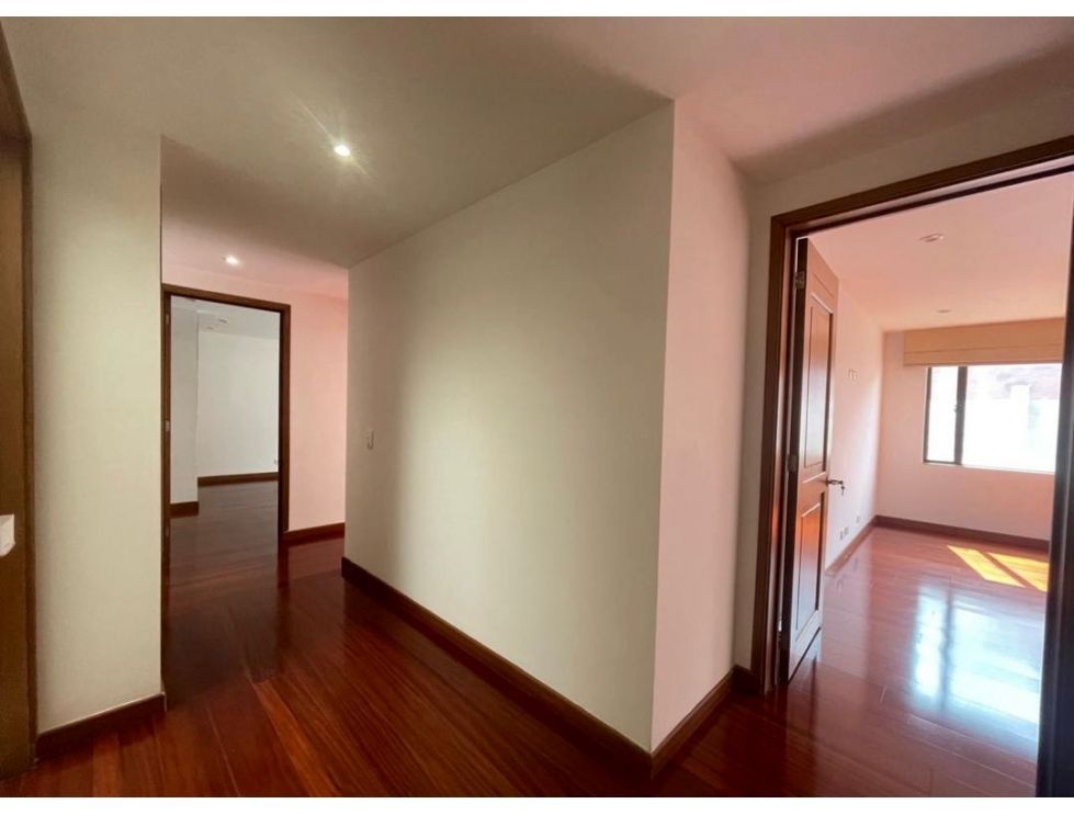 Foto 5 de 14: Apartamento en Los Rosales, Bogotá D.C.