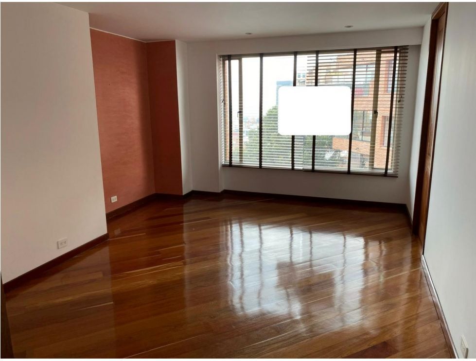 Foto 13 de 15: Apartamento en Los Rosales, Bogotá D.C.