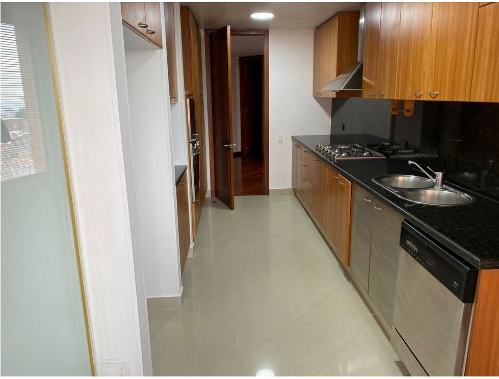 Foto 9 de 15: Apartamento en Los Rosales, Bogotá D.C.