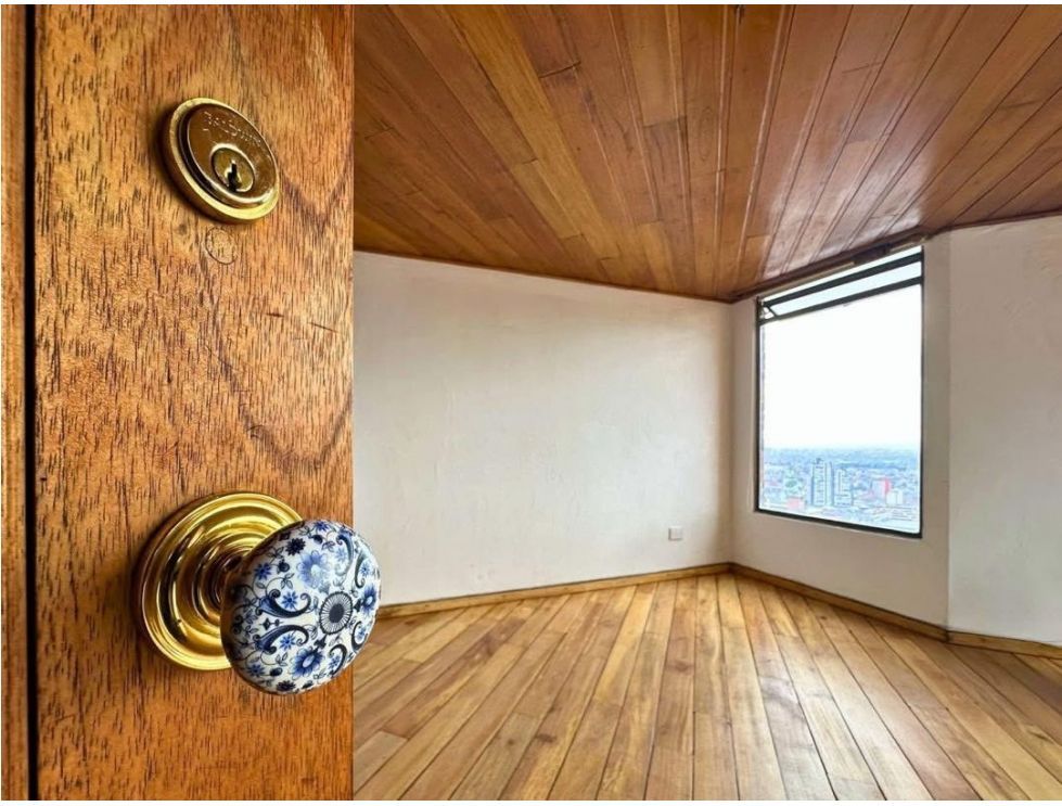 Foto 6 de 19: Apartamento en Los Rosales, Bogotá D.C.