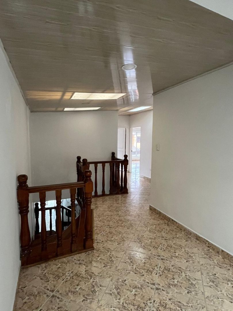 Foto 4 de 20: Casa en Santa Cecilia, Bogotá D.C.