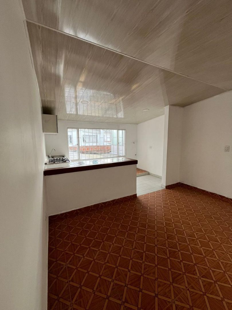 Foto 5 de 20: Casa en Santa Cecilia, Bogotá D.C.