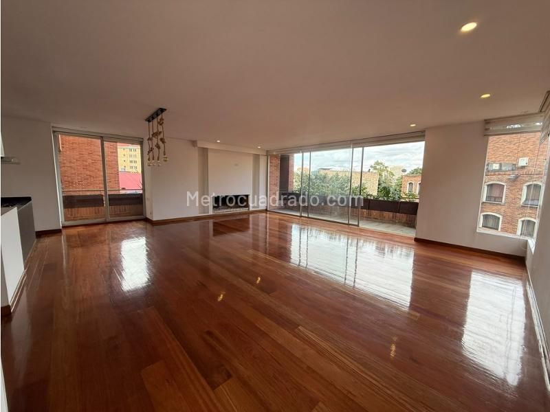 Foto 2 de 20: Apartamento en La Cabrera, Bogotá D.C.