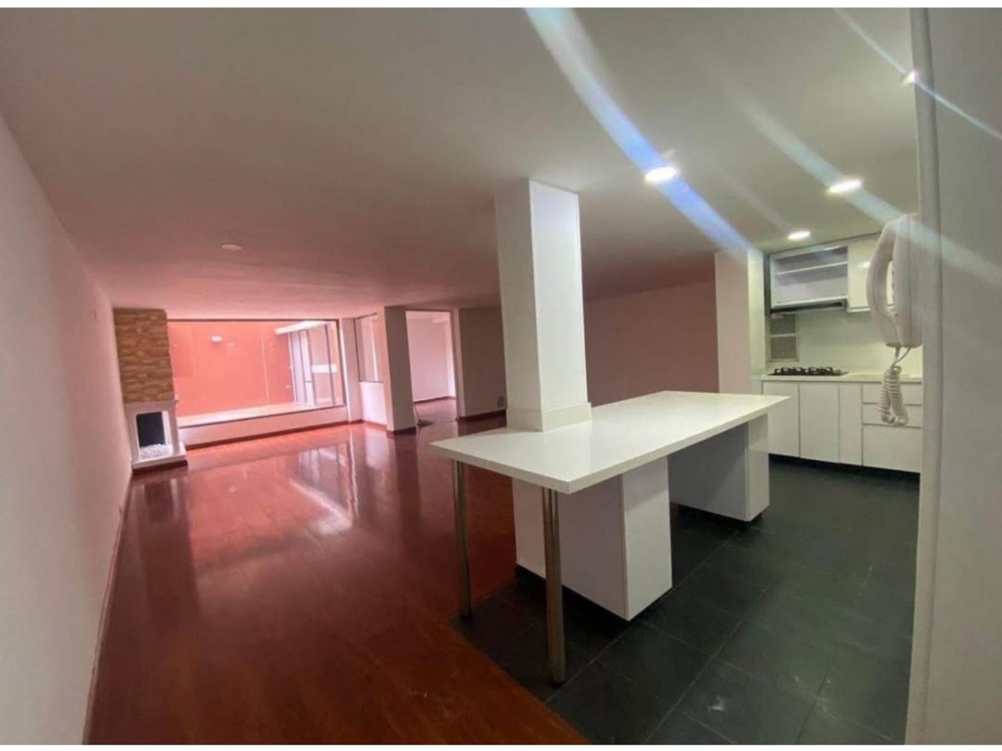 Foto 2 de 10: Apartamento en Emaús, Bogotá D.C.